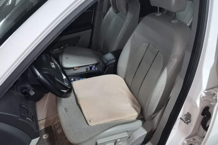 Used BAIC New Energy EU 2016 EU260 Enjoy Edition
