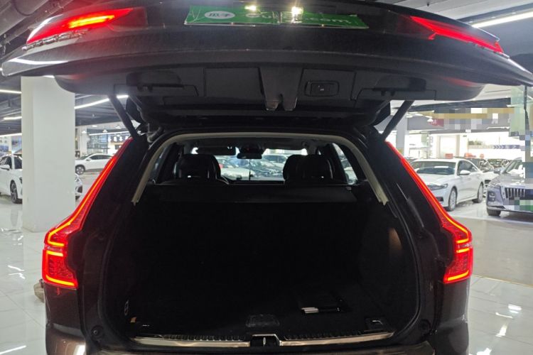 Used Volvo XC60 2018 T5 4x4 Zhiyi Edition