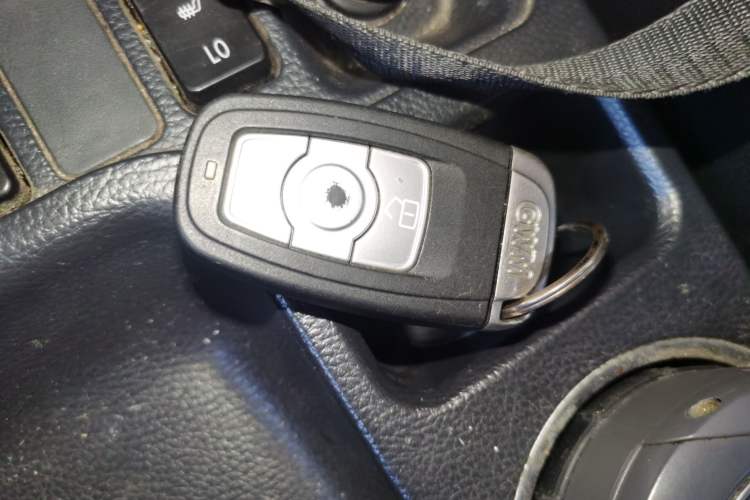 Used Haval H6 2015 Sport Edition 1.5T Automatic Two-Wheel Drive Luxury Model Vehicle Key