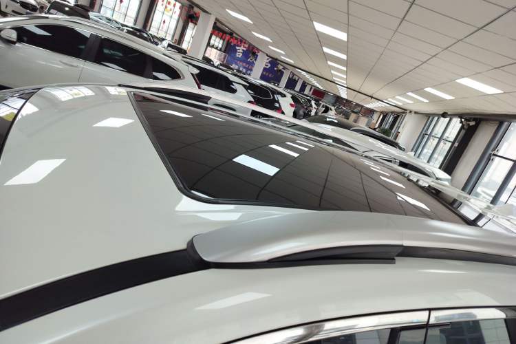 Used GAC Trumpchi GS8 2017 320T Two-Wheel Drive Luxury Smart Connectivity Version (7 Seats)