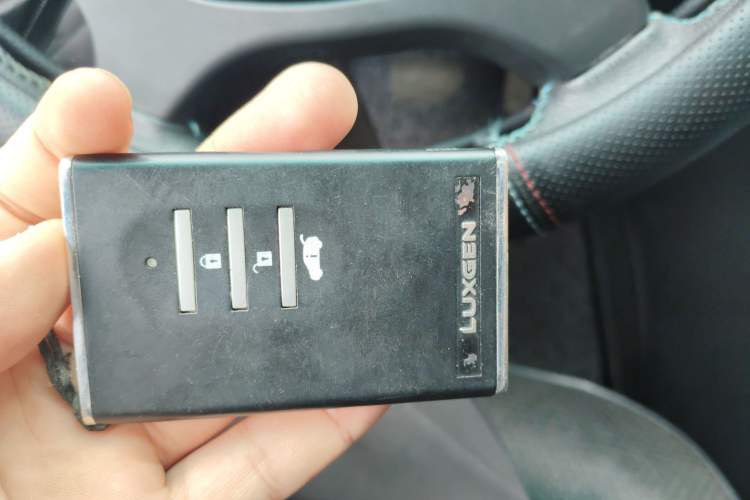 Used Luxgen Great 7 SUV 2013 Limited-Edition Sharp Edition 2.2T All-Wheel-Drive Prestige Model