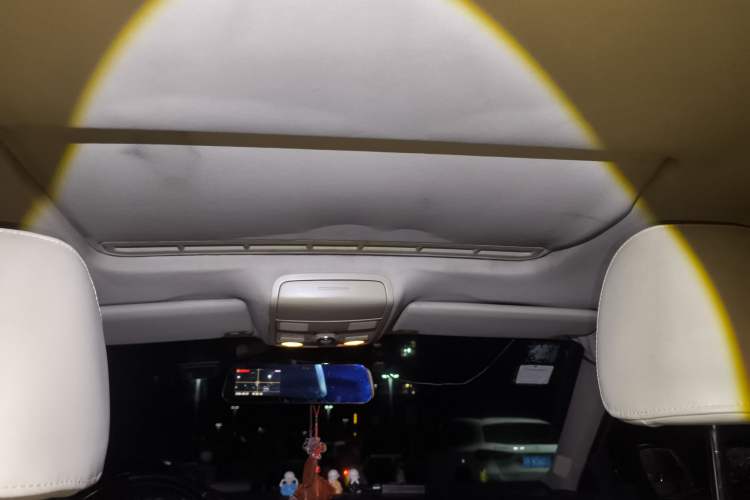 Used Volkswagen Sagitar 2014 1.6L Automatic Comfort Model Headliner