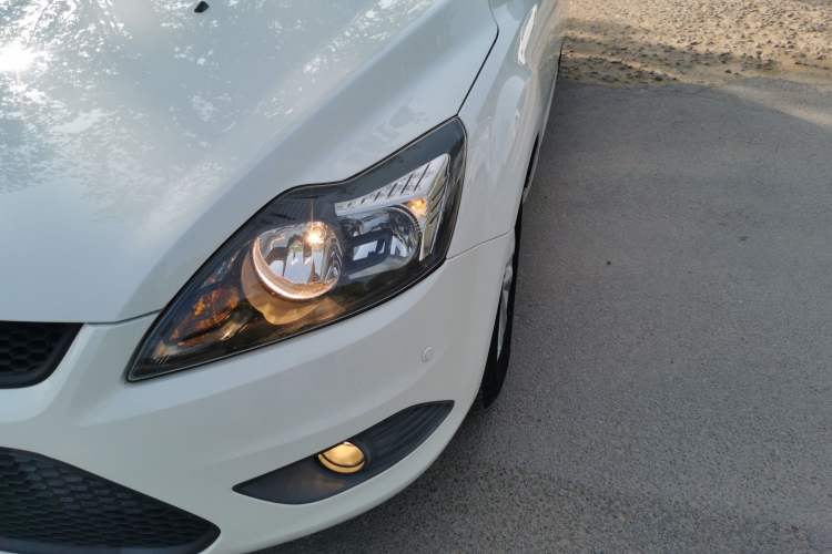 Used Ford Focus 2013 Hatchback Classic 1.8L Automatic Base Model