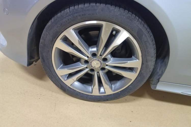 Used Mercedes-Benz E-Class 2015 E 260 L Sport Edition
