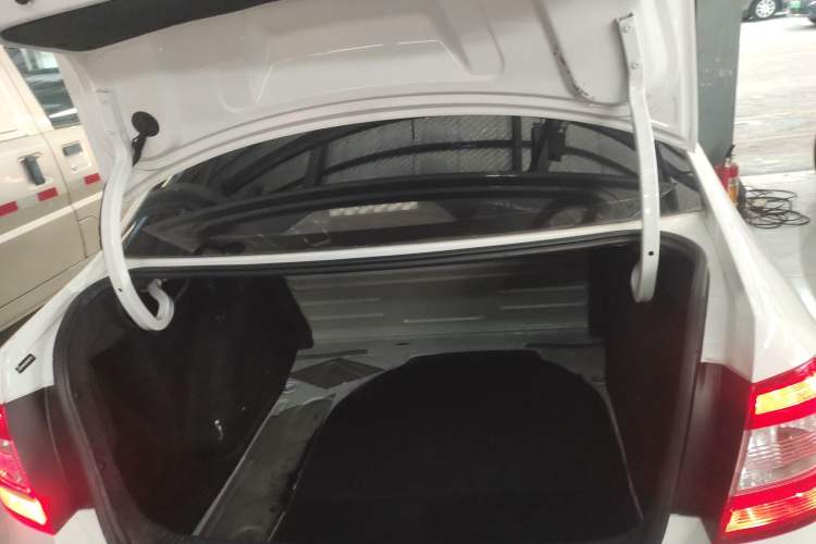 Used Skoda Rapid 2016 1.4L Manual Front-Wheel Drive Model