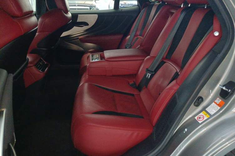 Used Lexus LS 2018 500h F SPORT China VI