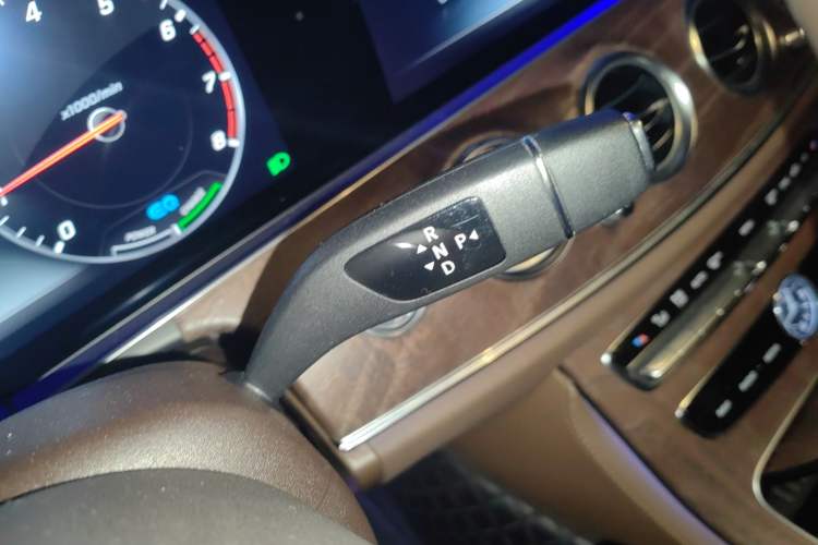 Used Mercedes-Benz E-Class 2020 E 260 L
