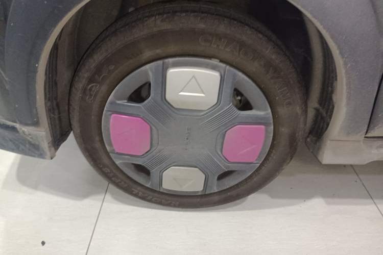 Used Geely Galaxy Panda 2025 210km Panda Kart Left Front Wheel Hub