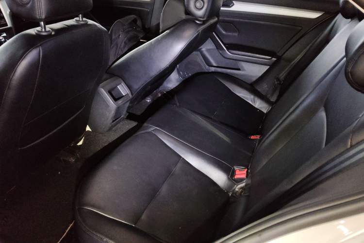 Used Volkswagen Lamando 2019 230TSI DSG Fashion Edition China VI