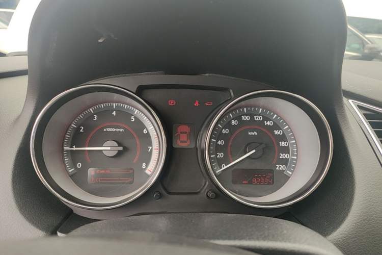 Used Bestune B50 2013 1.6L manual luxury version
