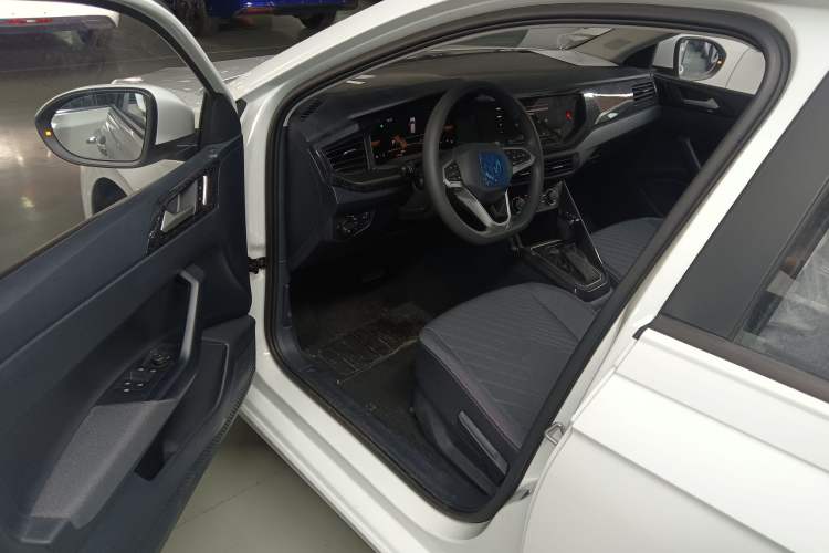 Used Volkswagen Lavida 2025 New Sharp 1.5L Outstanding New Edition
