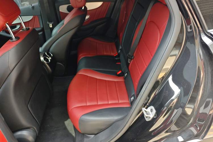 Used Mercedes-Benz GLC Coupe 2020 GLC 260 4MATIC Coupe SUV Left Rear Seat