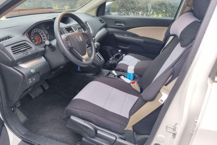 Used Honda CR-V 2016 2.0L two-wheel drive Urban Edition