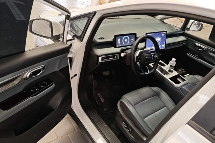 Used AION Y 2023 Younger Star Edition
