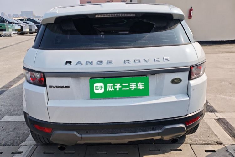 Used Land Rover Range Evoque 2015 2.0T Five-Door Zhiyao Edition Rear