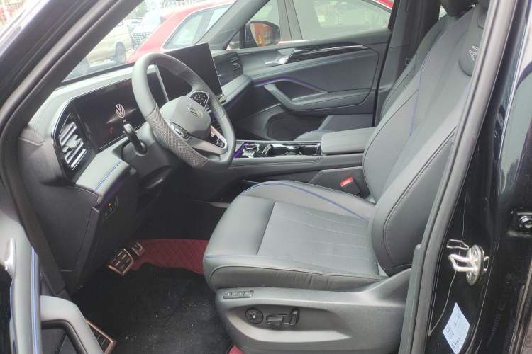 Used Volkswagen Tiguan L 2026 Model, PRO 380TSI Two-Wheel Drive R-Line Smart Leading Edition
