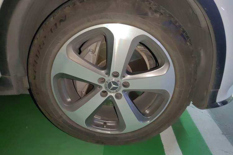 Used Mercedes-Benz GLC 2017 GLC 300 4MATIC Sport Edition
