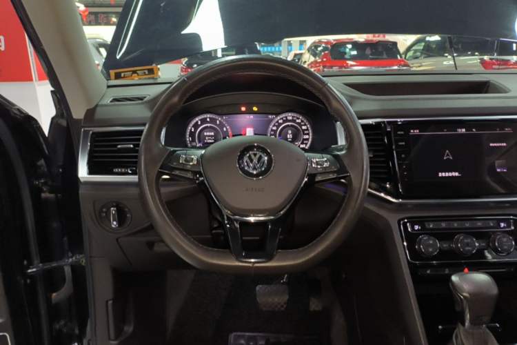Used Volkswagen Teramont 2019 530 V6 Four-Wheel Drive Prestige Flagship Edition China V Standard Steering Wheel
