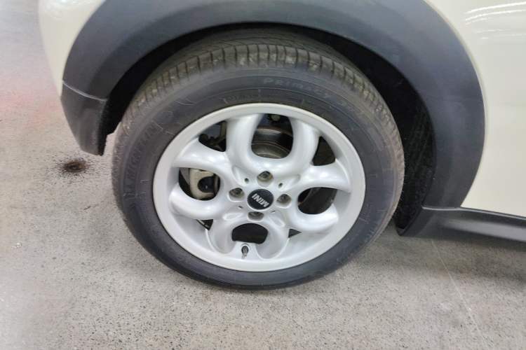 Used MINI MINI 2011 1.6L COOPER Fun