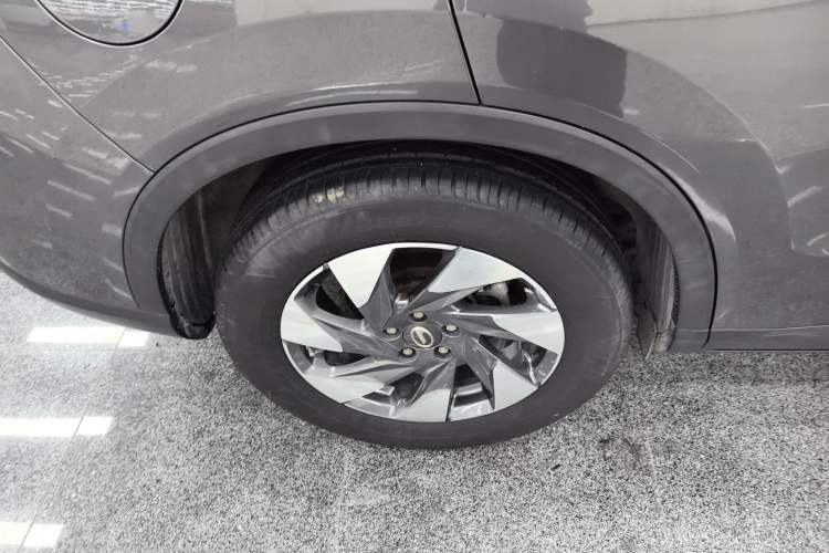 Used GAC Trumpchi GS4 2020 270T Automatic Luxury Smart Connectivity Version Right Rear Wheel Hub