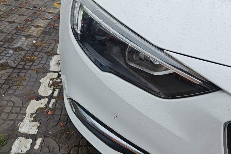 Used Buick Regal 2019 20T Elite Version China V Standard Right Front Headlight