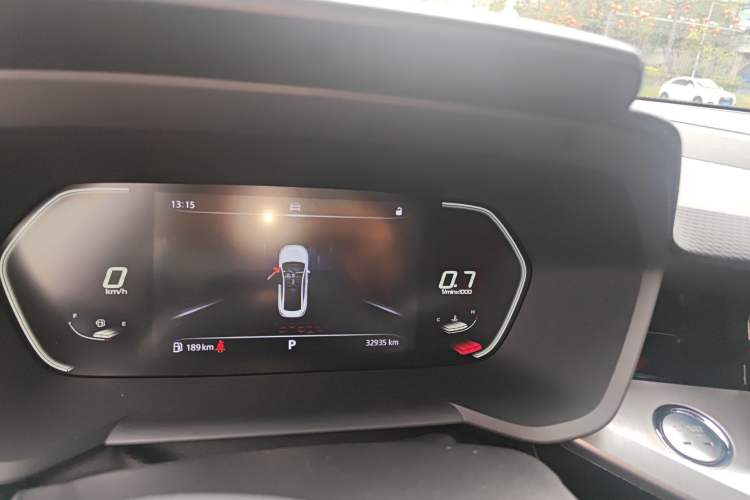 Used MG 5 2021 Revised 300TGI DCT Qingshè Luxurious Enjoyment Edition
