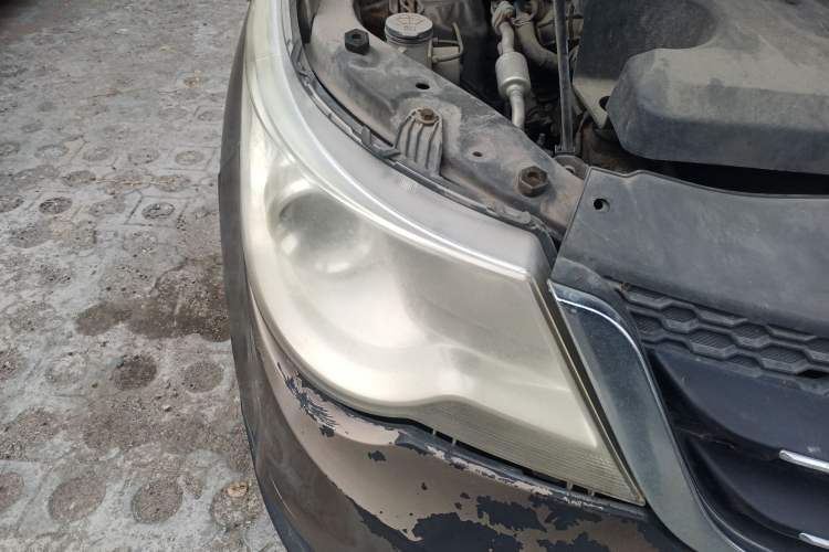 Used Baojun 730 2014 1.5L manual standard trim 7 seats
