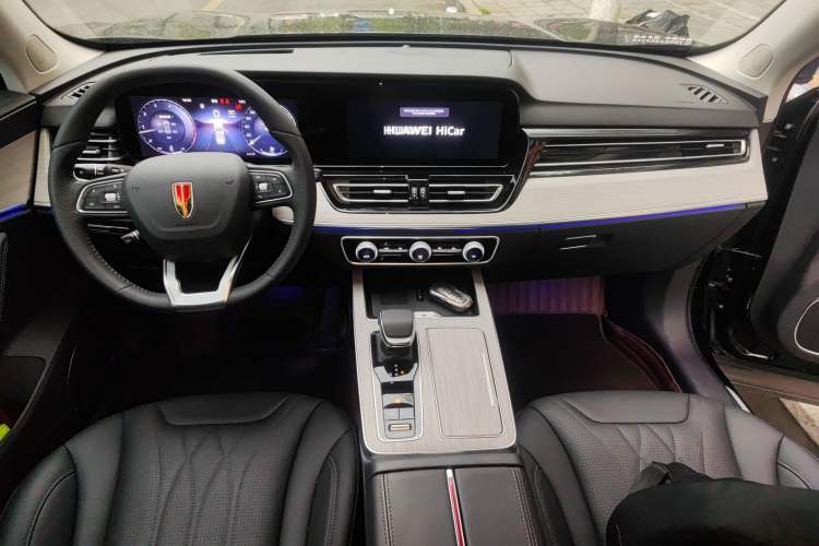 Used Hongqi HS5 2025 2.0T Two-Wheel Drive Flagship Pro Edition
