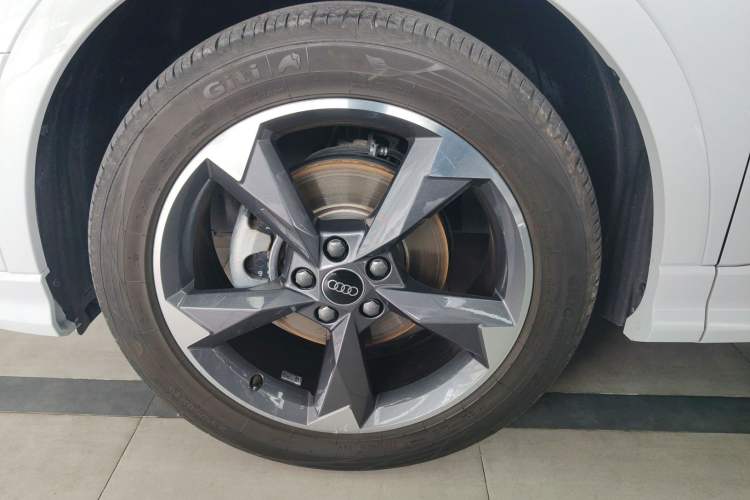 Used Audi Q3 2024 35 TFSI Fashion Dynamic Edition
