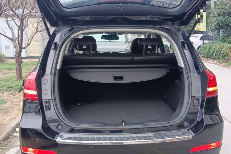 Used Haval H2 2016 Red Label 1.5T Manual Two-Wheel Drive Elite Model