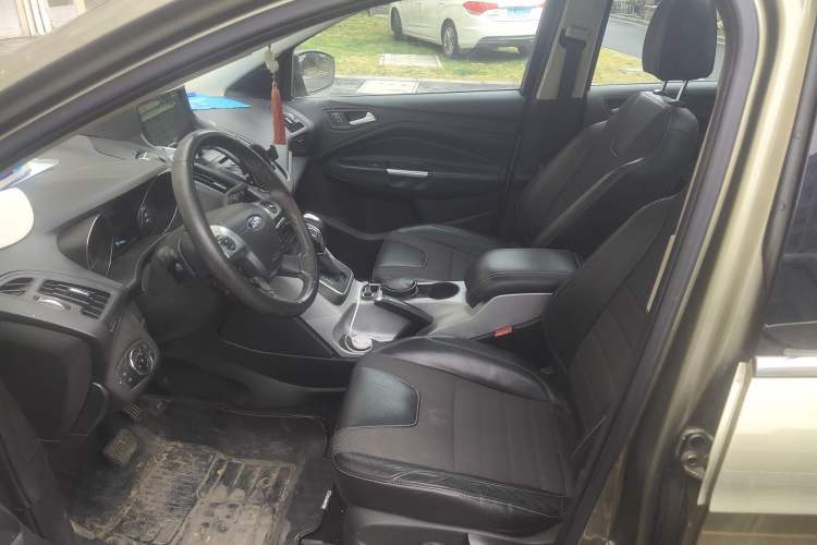 Used Ford Kuga 2013 1.6L GTDi Two-Wheel-Drive Trend Model
