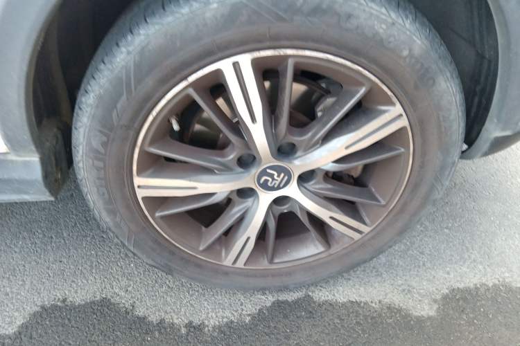 Used BYD Yuan New Energy 2019 EV535 High-Energy Leading Edition Right Front Wheel Hub