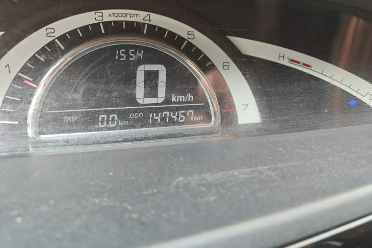 Used Lifan Auto Letu 2015 1.5L S Base Version Odometer Close Up