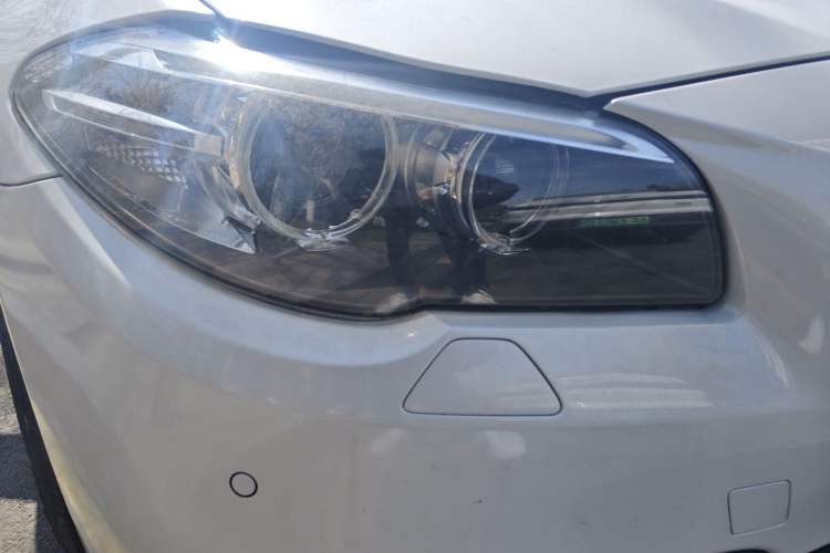 Used BMW 5 Series 2014 525Li Leading Model Right Front Headlight
