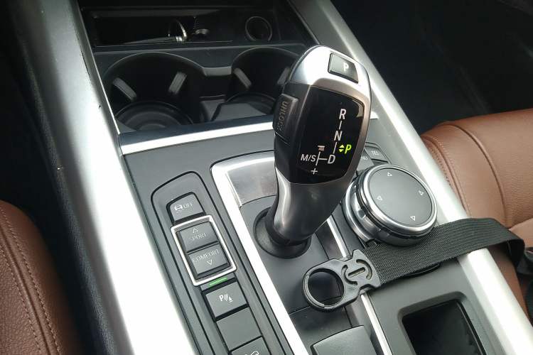 Used BMW X5  Gear Lever