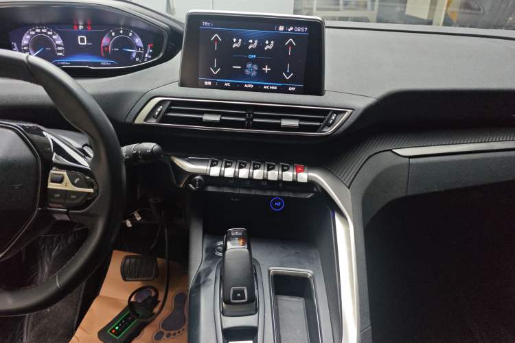 Used Peugeot 5008 2019 400THP 5-Seat Elite Edition Audio And AC Panel