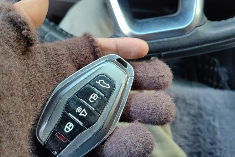 Used JETOUR X90 2020 1.5T Manual Shadow Joy Version 6 Seats Vehicle Key