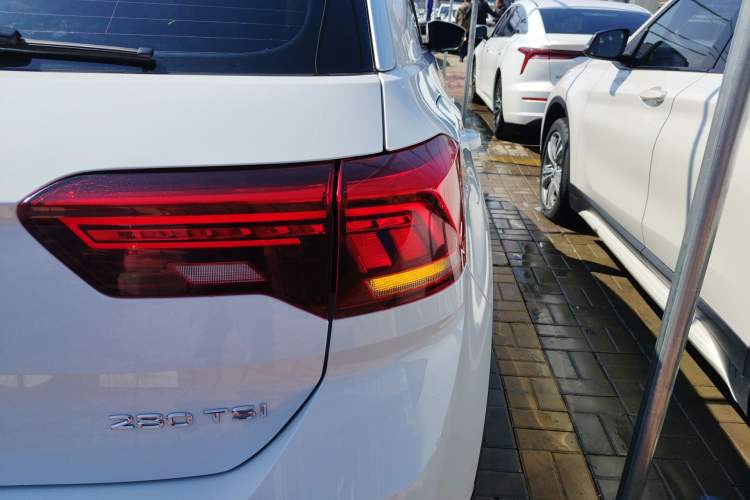 Used Volkswagen T-ROC 2020 280TSI DSG Two-Wheel Drive Comfort Version Right Rear Taillight