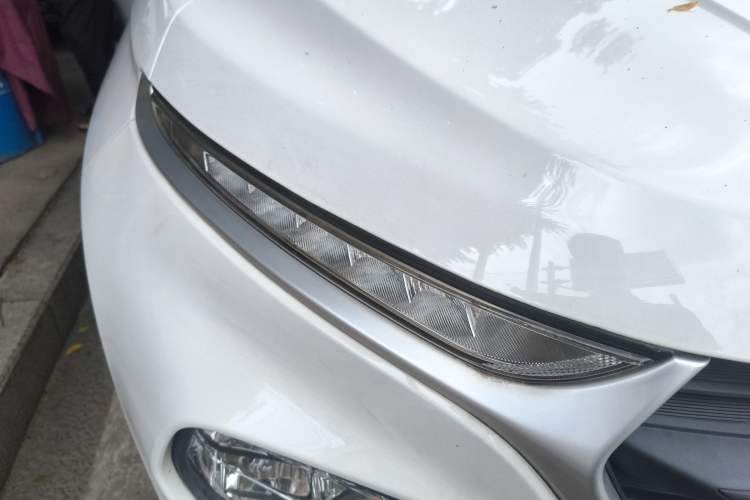 Used Baojun 510 2021 1.5L Manual Jingxiang Edition Right Front Headlight