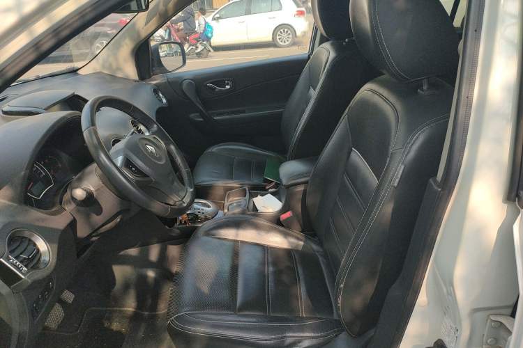 Used Renault Koleos 2015 2.5L Two-Wheel Drive Comfort Edition Left Front Seat