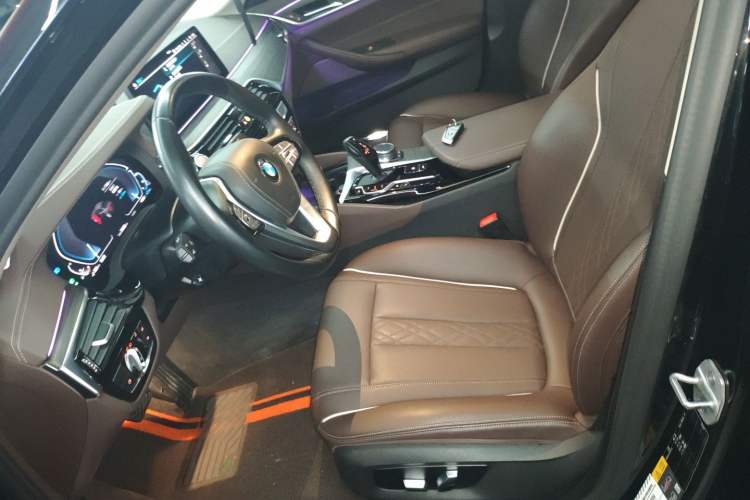 Used BMW 5 Series New Energy 2022 535Le Luxury Package
