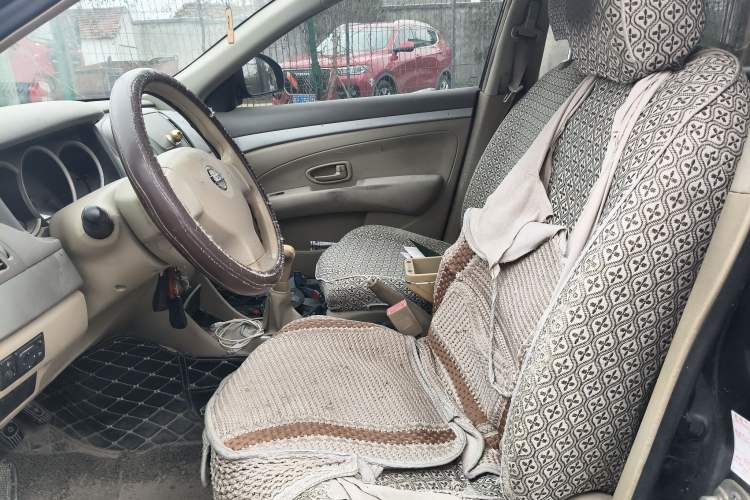 Used Nissan Sylphy 2012 Classic 1.6XE Manual Comfort Edition Left Front Seat