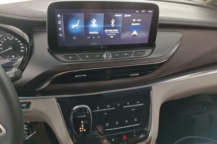 Used Buick GL8 2023 Land Executive Class Smart Enjoyment Model
