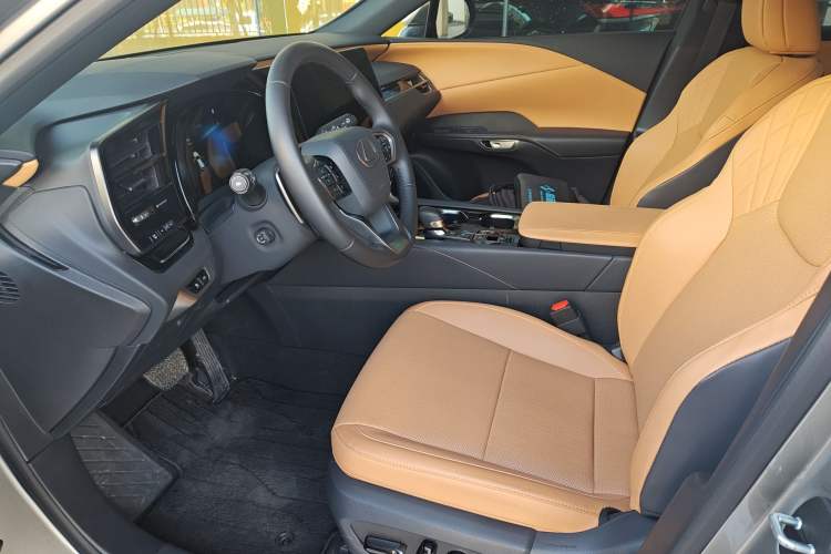 Used Lexus RX 2025 300 Four-Wheel Drive Junxiang Edition
