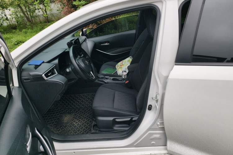 Used Toyota Corolla 2023 1.8L Smart Electric Hybrid Dual-Motor Elite Edition Left Front Seat