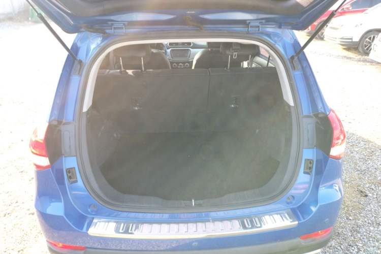 Used Haval H2 2018 Chuanxiang Edition Blue Badge 1.5T Dual-Clutch Two-Wheel Drive Fashionable Model