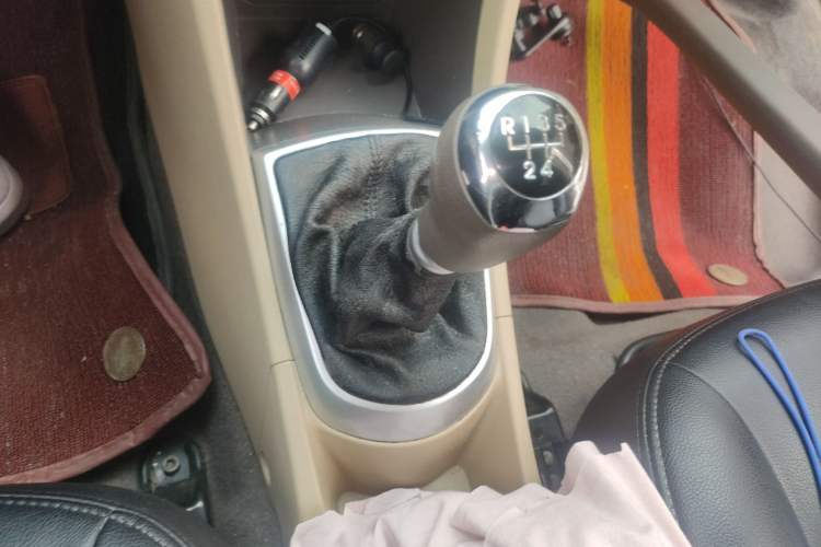 Used Hyundai Verna (older generation) 2010 Sedan 1.4L Manual Comfort GS
