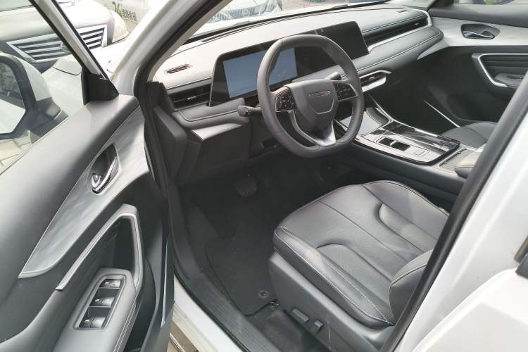 Used Venucia V DD-i 2025 Orca 150km Joyful Journey Edition
