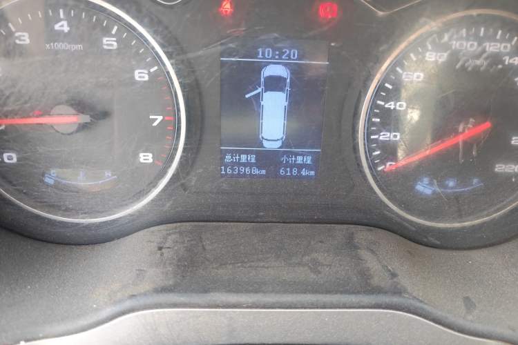 Used JAC Refine M4 2016 2.0L Manual Comfort Edition