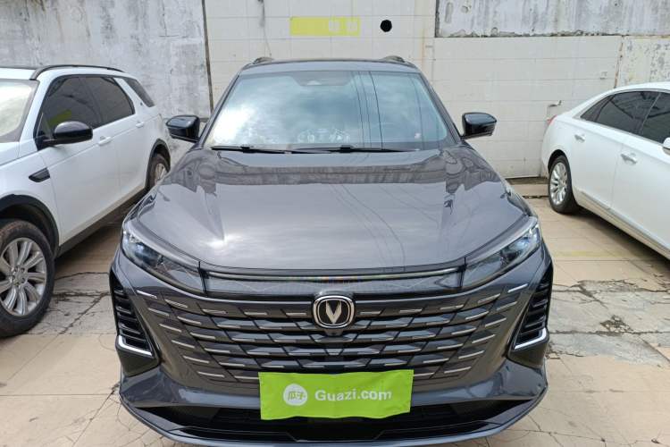 Used Changan CS75 PLUS 2024 3rd Generation Champion Edition 1.5T Intelligent Drive Dynamic Model
